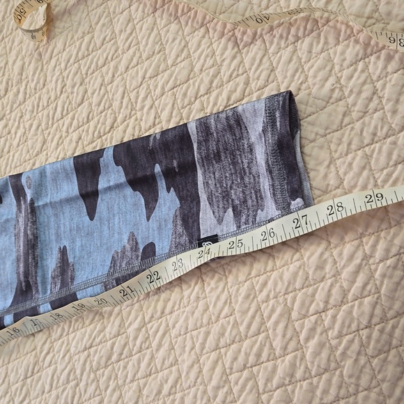 Terez Blue Camo Leggings - Picture 6 of 7